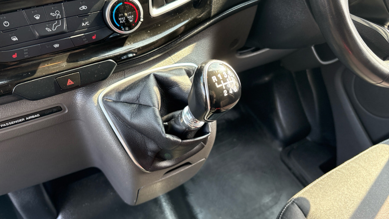 Ford Transit Custom 300 L1 Diesel Fwd 2.0 EcoBlue 130ps Low Roof Limited Van